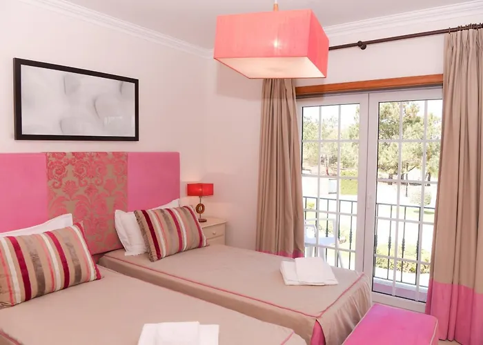 Casa Querida بيت للعطل Óbidos